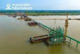 Ngắm cầu gần 10.000 tỷ xây nhanh bậc nhất Hà Nội, dự kiến hoàn thành trong chưa đầy 2 năm, kết nối đại đô thị của Vinhomes và Sun Group