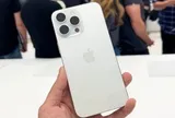 iPhone 15 Pro Max giảm hơn một nửa giá