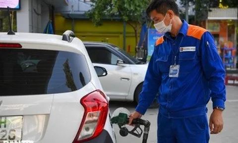 Giá xăng tăng, có loại tăng hơn 500 đồng/lít