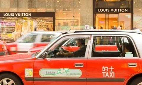 Hàng hiệu đặt cược vào chi tiêu Tết 2026 tại Trung Quốc