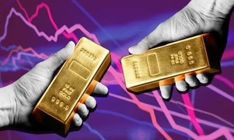 Vén màn nguyên nhân khiến giá vàng bất ngờ sập mạnh sau khi lập đỉnh