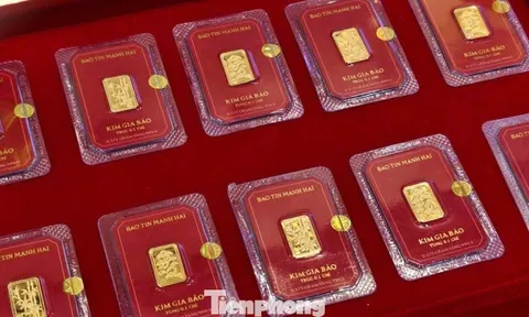 Lì xì vàng, tiền in hình ngựa 'lên ngôi'