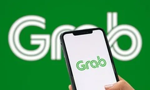 Grab nhận "bão" 1 sao sau vụ khoá tài khoản tài xế