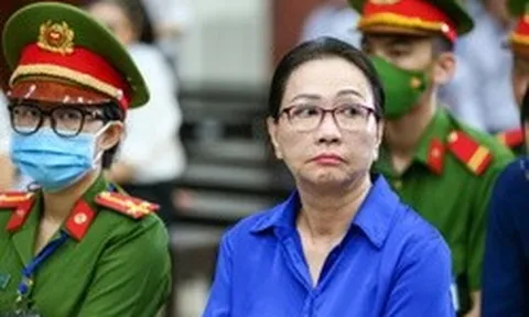 Đấu giá 3 xe sang vụ Vạn Thịnh Phát: Maybach biển "VIP" có giá khởi điểm cao nhất