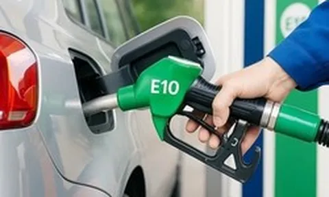 Chính thức gia nhập thị trường, giá xăng E10 thế nào so với xăng khoáng?