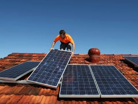3 bước thông báo EVN khi người dân lắp điện mặt trời mái nhà