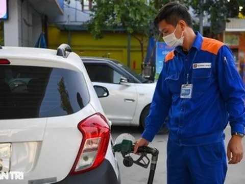 Giá xăng tăng, có loại tăng hơn 500 đồng/lít