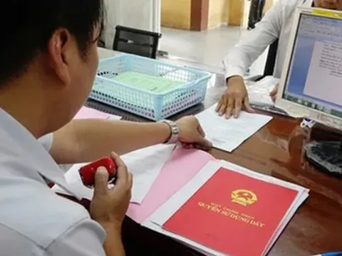 Đất sử dụng trước 1975 cấp Giấy chứng nhận theo quy định nào?