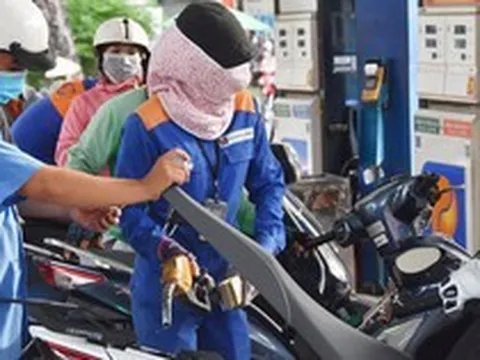 Thông báo thay đổi thời gian điều chỉnh giá xăng dầu