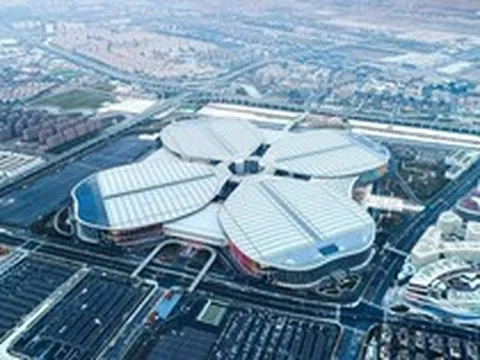 Vincom Collection Bazaar sở hữu lợi thế kép cạnh trung tâm triển lãm, ôm trọn ga đường sắt cao tốc