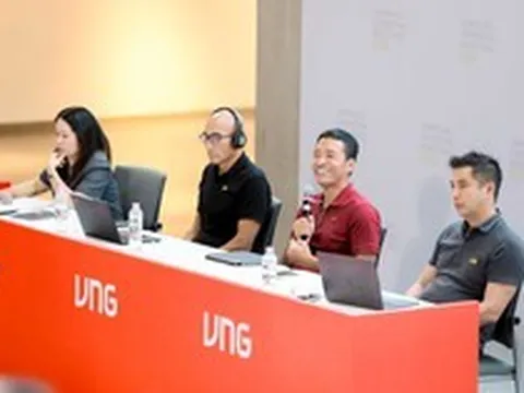 Chủ tịch VNG Lê Hồng Minh giải đáp thắc mắc về giá cổ phiếu, hé lộ lộ trình chuyển sàn