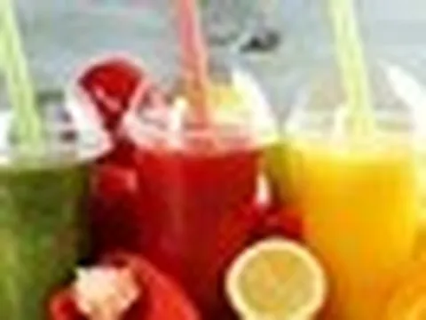 3 loại nước tưởng bổ nhưng dùng sai cách có thể "nuôi ung thư"