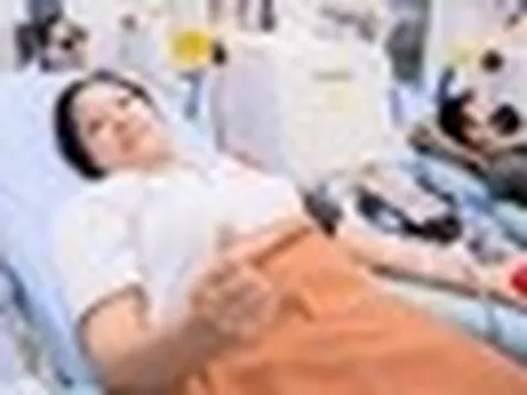 'Lén' chồng đi hiến máu suốt nhiều năm và cái kết bất ngờ sau một thập kỷ