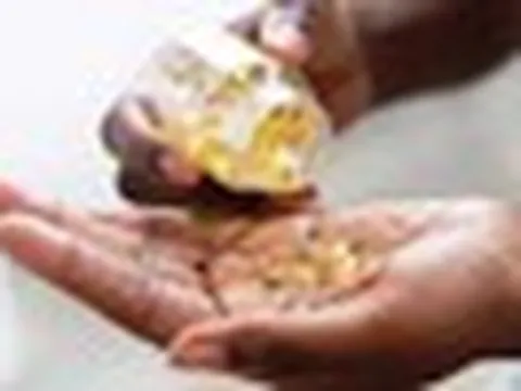 Gan 'kêu cứu' do thói quen lạm dụng thực phẩm chức năng