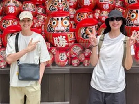 Ca sĩ Ngô Kiến Huy và bạn gái tin đồn muốn "mở khóa" mối quan hệ?