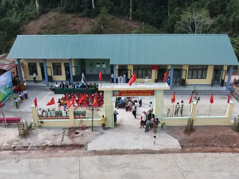 Khánh thành điểm trường biên giới ở Quảng Trị