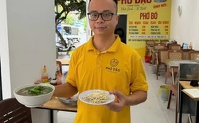 Chủ quán phở "triệu view" xông xáo khởi nghiệp