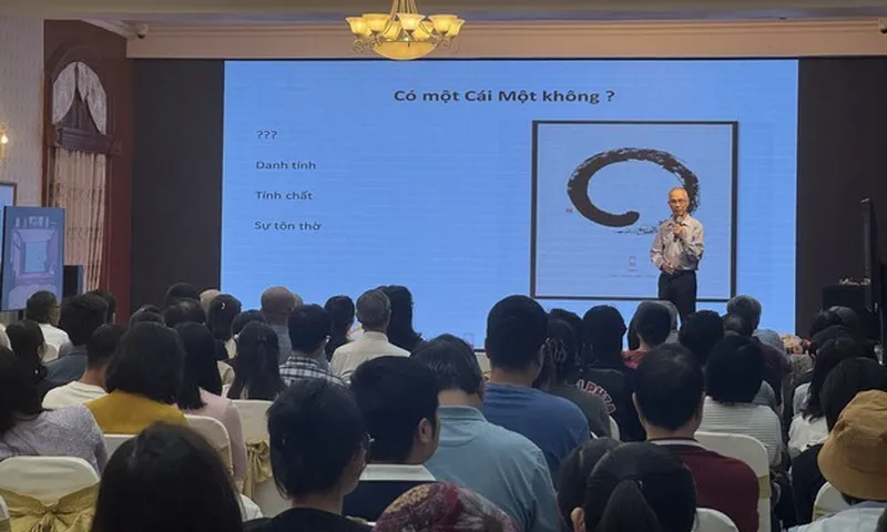 Thiền ở ngay tại đây: Khi con người thôi đi tìm ánh sáng bên ngoài