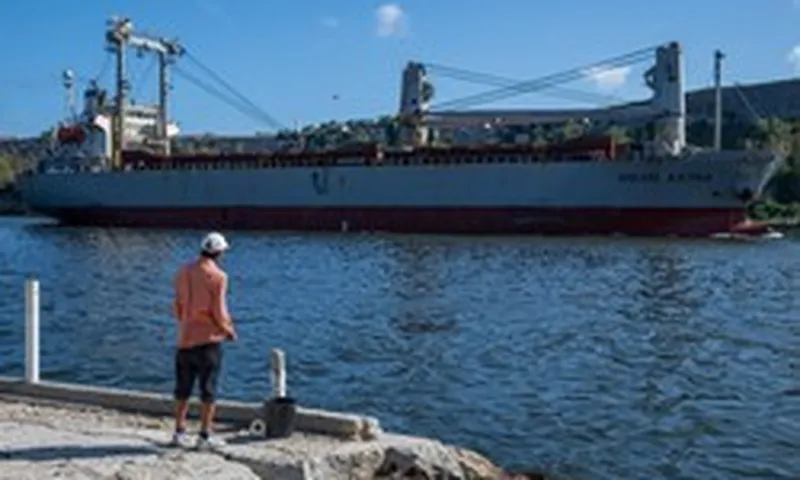 Sau tàu dầu Nga, Cuba lại chứng kiến tàu chở hơn 1.700 tấn hàng viện trợ cập bến Havana, không phải từ Mỹ hay Iran