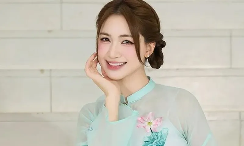 Ca sĩ Hòa Minzy chính thức lên tiếng về thông tin có bầu