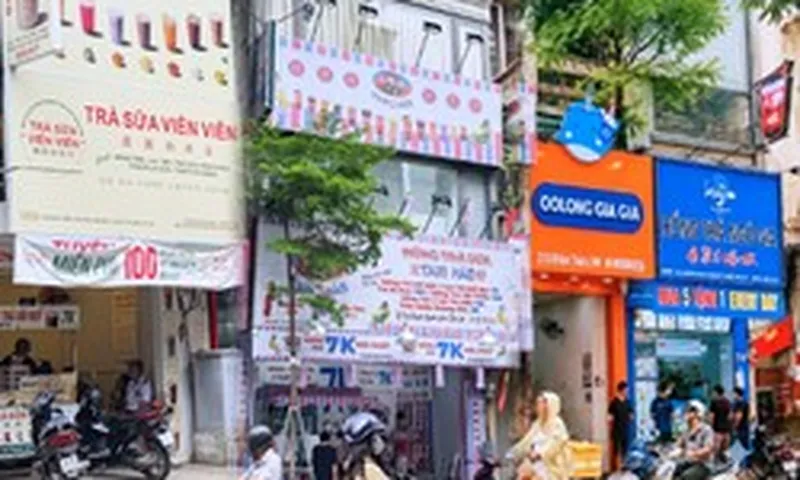 Một đoạn phố ở Hà Nội thành 'thánh địa' trà sữa 7-15k: Chen nhau mở cửa hàng, chỉ vài bước chân lại gặp một quán